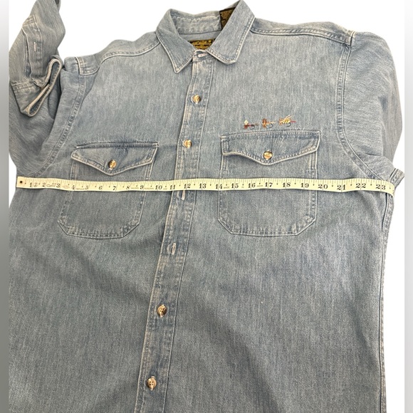 Eddie Bauer Mens Large Tall Denim‎ Shirt Embroidered Fly Fishing Flies Button Up - Picture 5 of 7